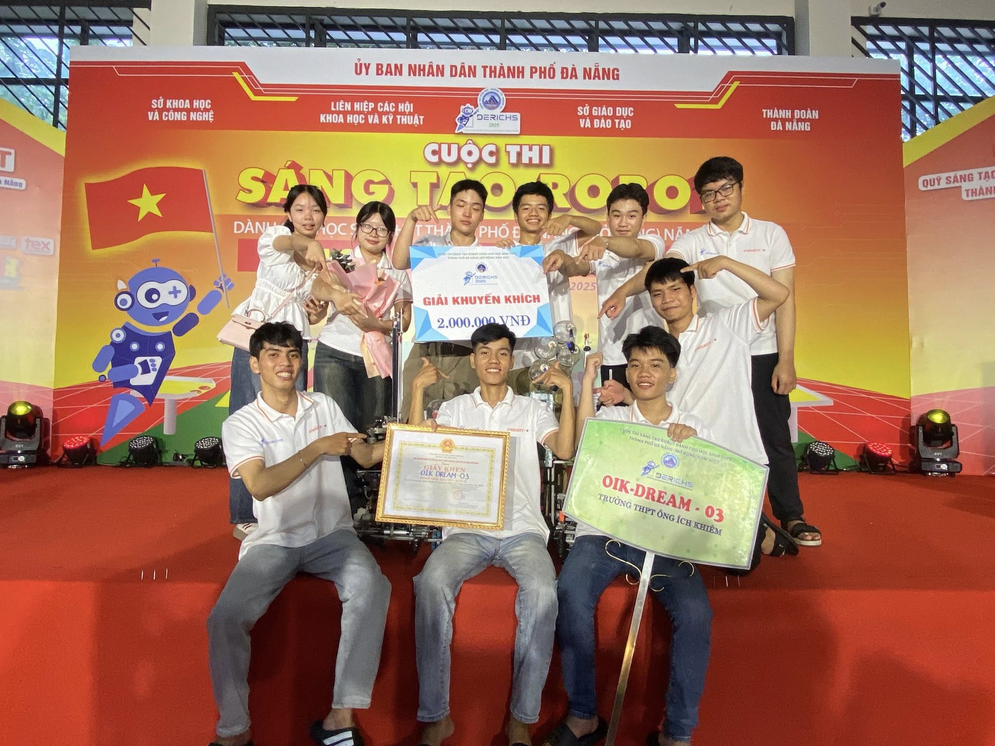 Học sinh trong lớp